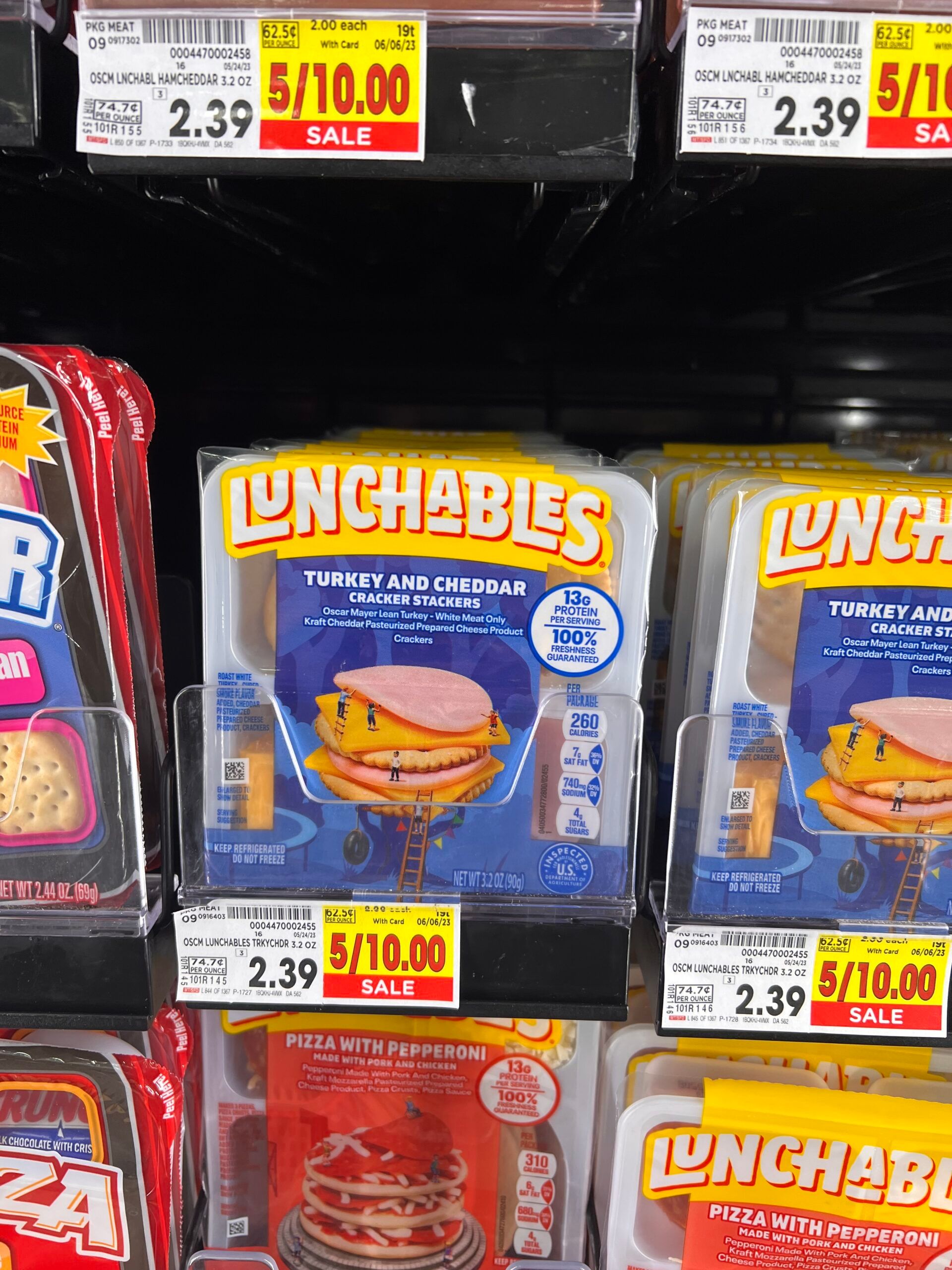 lunchables kroger shelf image 9