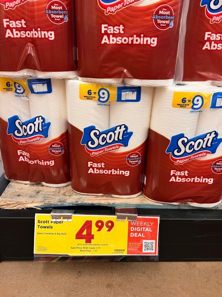 Scott Paper Towels Kroger shelf image