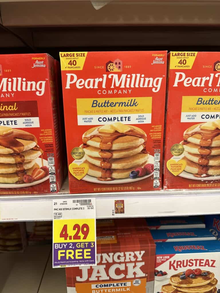 Quaker Instant Oatmeal, Oatmeal, Pearl Milling Pancake and Syrup, Quaker cereals and kroger coffee shelf images