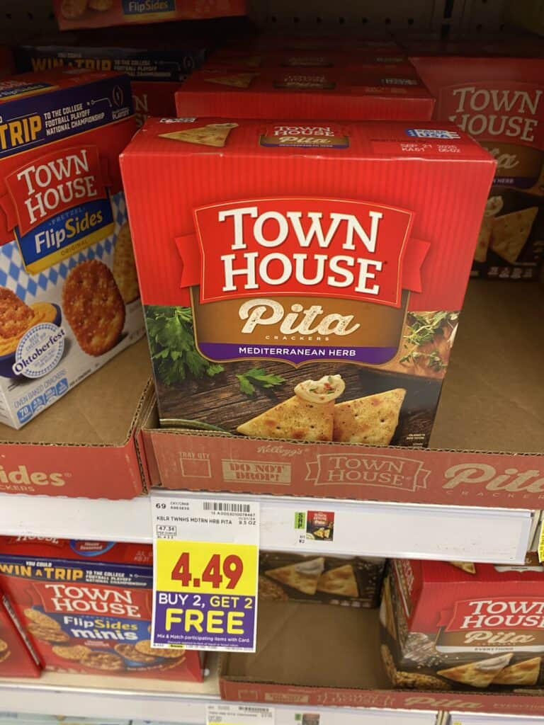 Cheezit, townhouse and club kroger shelf image (18)