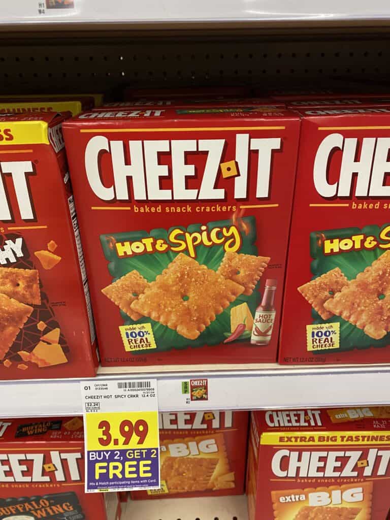 Cheezit, townhouse and club kroger shelf image (18)