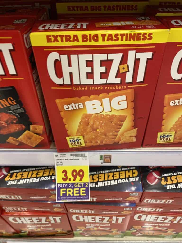 Cheezit, townhouse and club kroger shelf image (18)