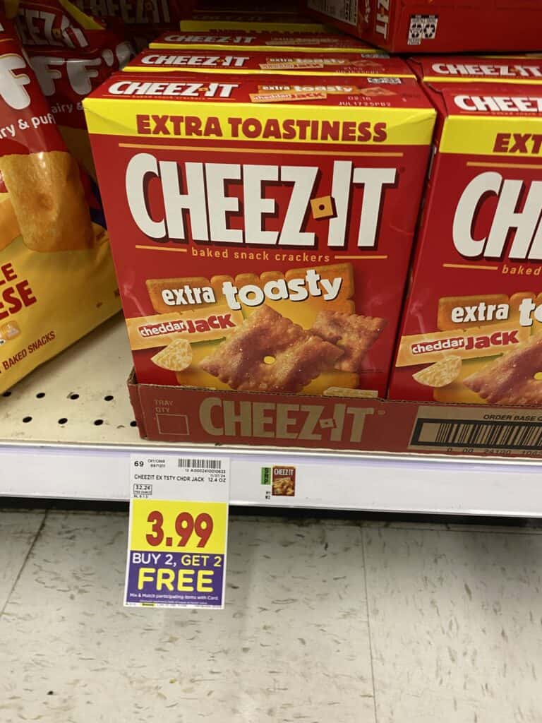 Cheezit, townhouse and club kroger shelf image (18)